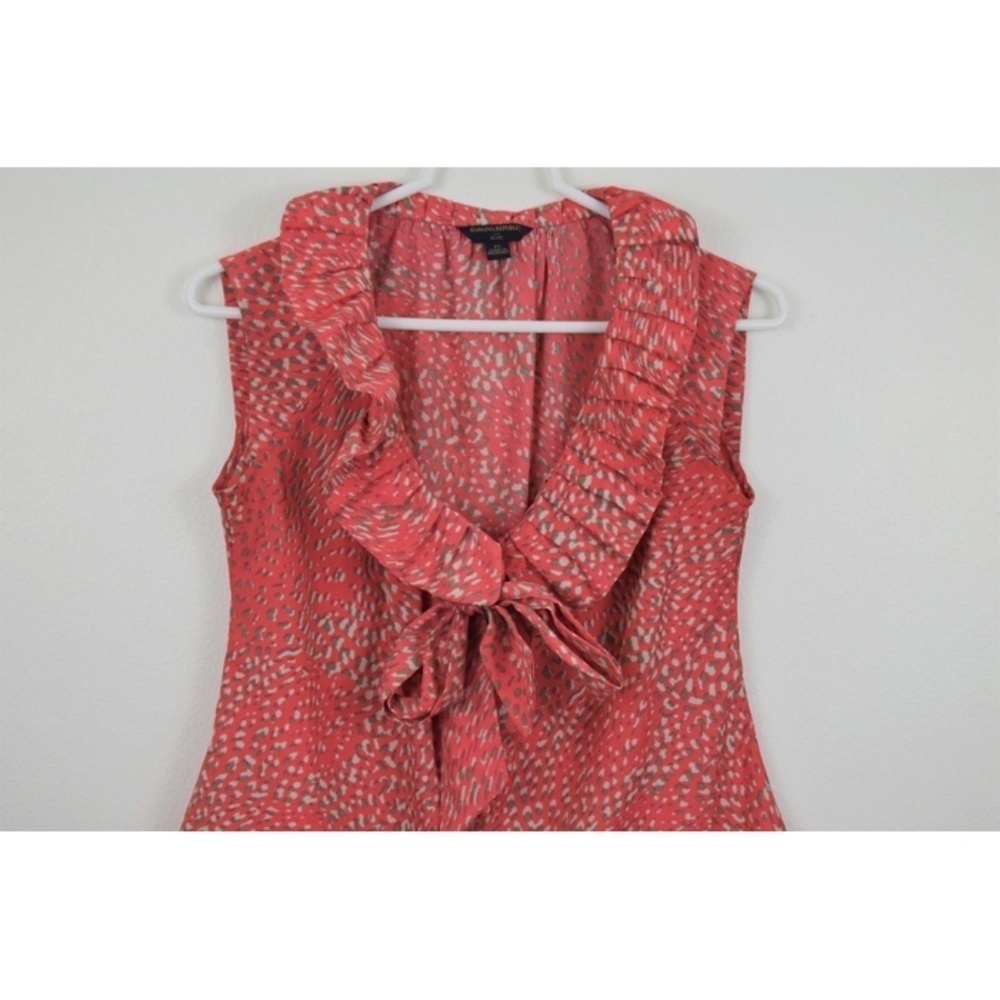 Banana Republic Petite Small Ruffle Blouse Shirt